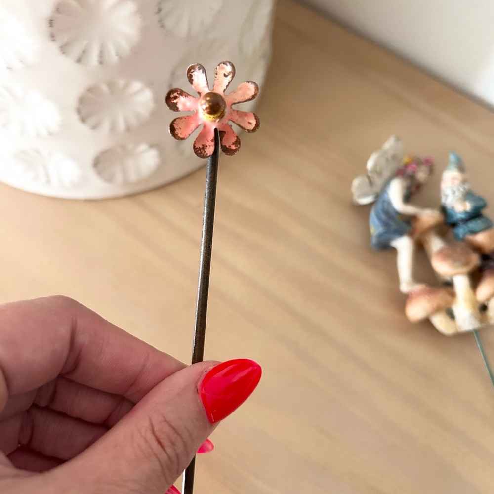 🧚 Fairy Whimsical Garden Gnome and Mushroom Decor 5 piece Set - Picture 2 of 12